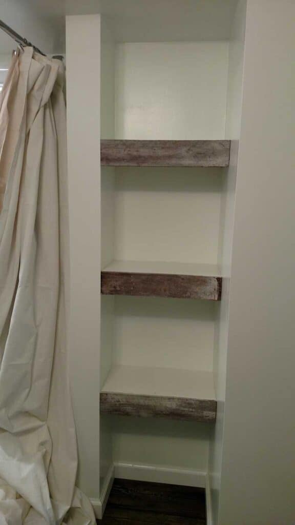 Downstairs Bathroom Finished! http://www.b4andafters.com
