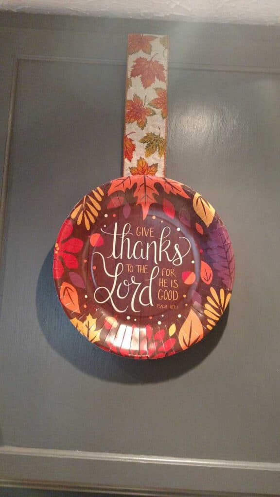 https://b4andafters.com/thanksgiving-decor/