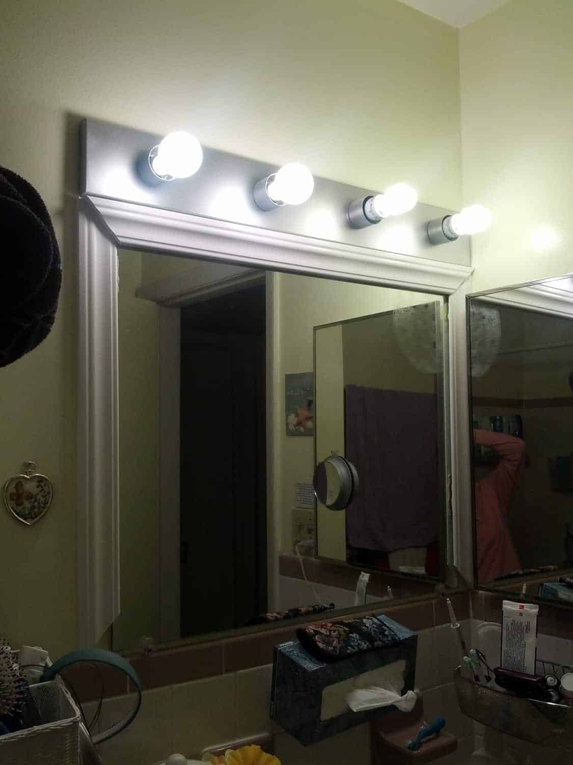 Framing a Mirror http://www.b4andafters.com