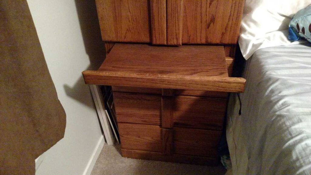 pullout nightstand