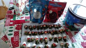 chocolate covered strawberries using ghirardelli melting wafers
