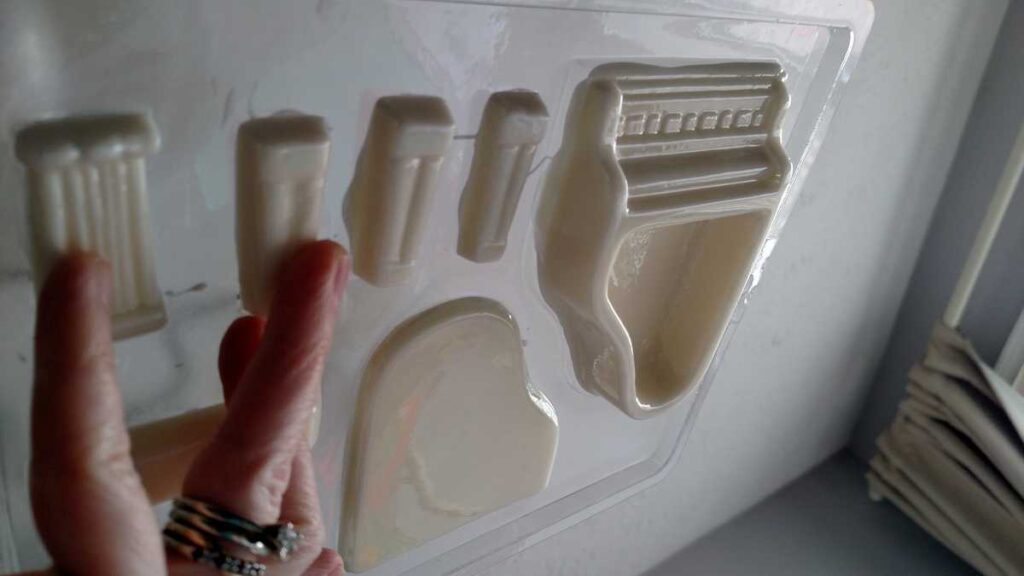 piano chocolate mold