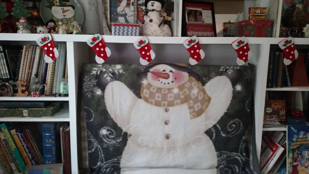 Felt Christmas Stocking Silverware Holders https://www.b4andafters.com