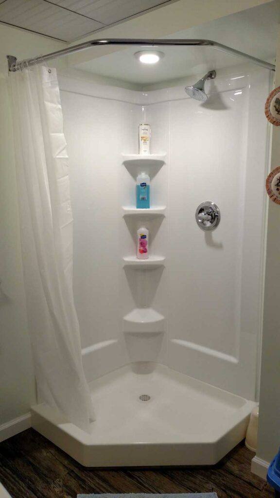Downstairs Bathroom Finished! http://www.b4andafters.com