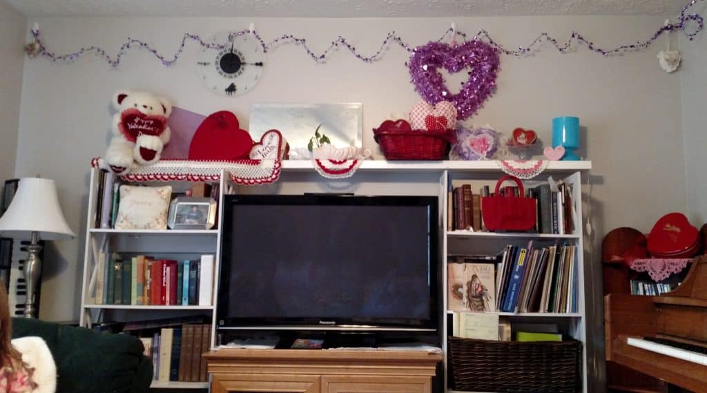 tv wall decorated for valentine's day