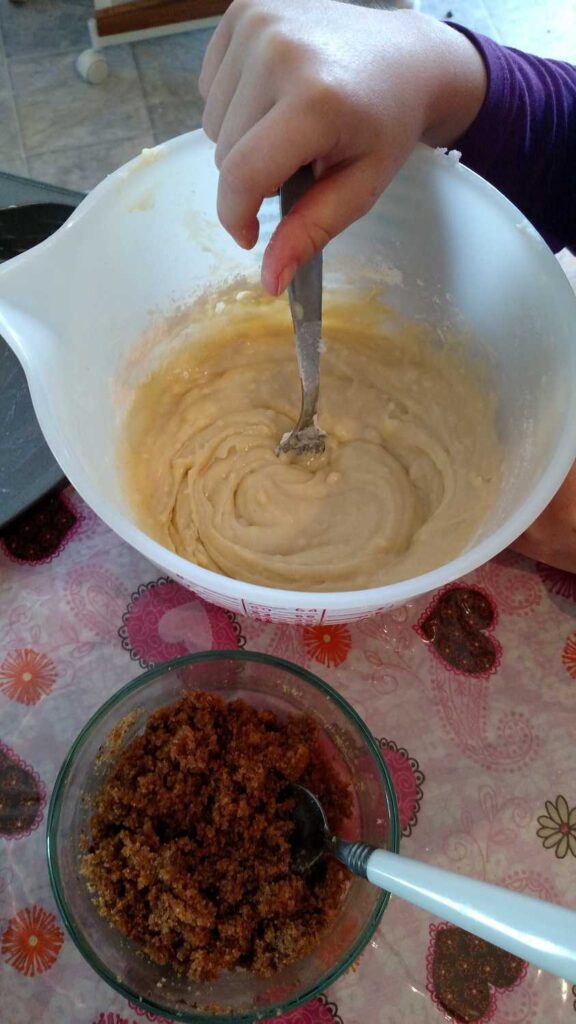 Easy Coffee Cake http://www.b4andafters.com stirring the batter
