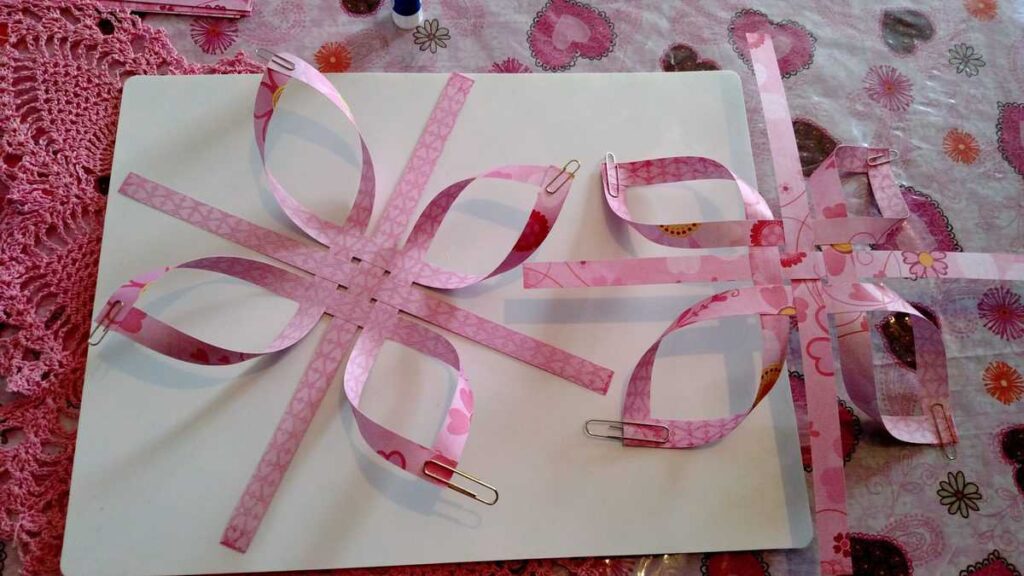 Pink Paper Star http://www.b4andafters.com