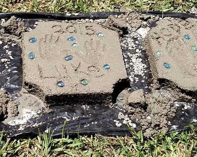 Landscaping the Right Side of our House with a Dry Riverbed https://www.b4andafters.com