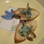 spinach and artichoke dip in wonton wrappers