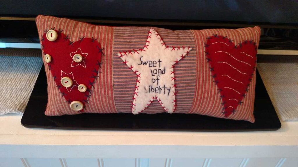 Fourth of July Decor https://www.b4andafters.com patriotic red heart and star pillow