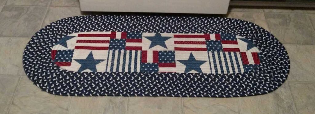 Fourth of July Decor https://www.b4andafters.com patirotic rug