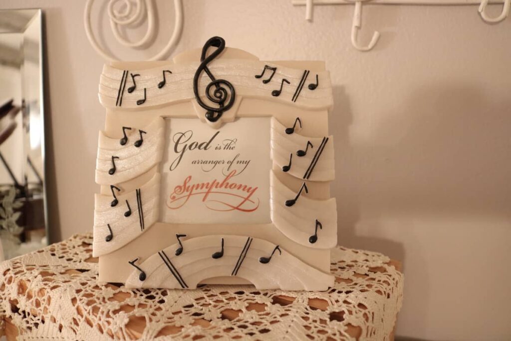 Piano Decor https://www.b4andafters.com God is the arranger of my symphony