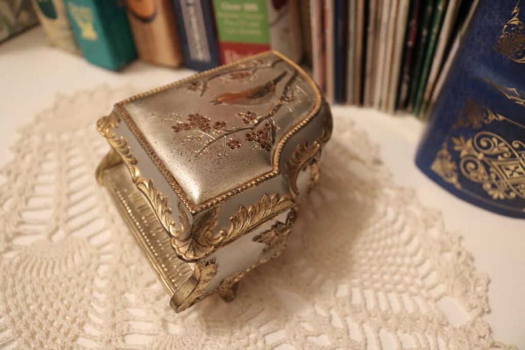 Piano Decor https://www.b4andafters.com piano music box