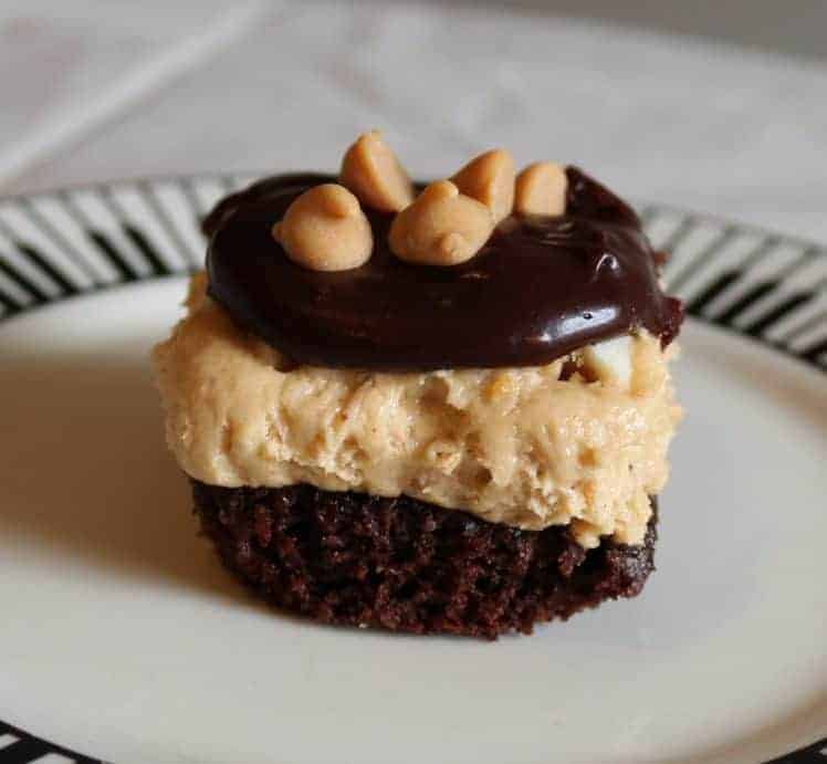 3 layer peanut butter cheesecake brownie