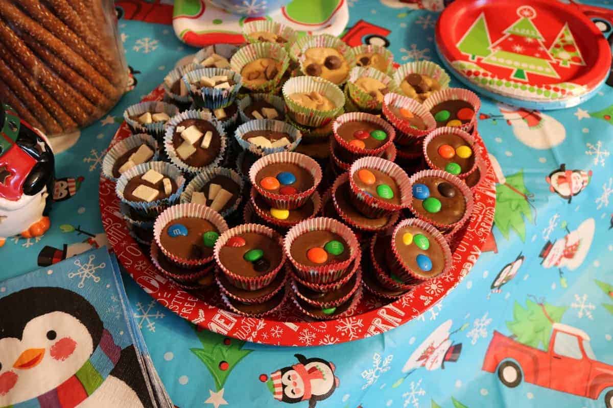 fudge in mini paper cups