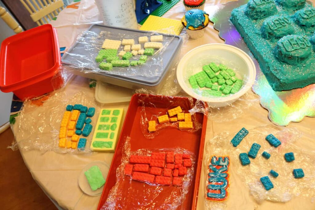 marshmallow fondant lego block making in lots of colors