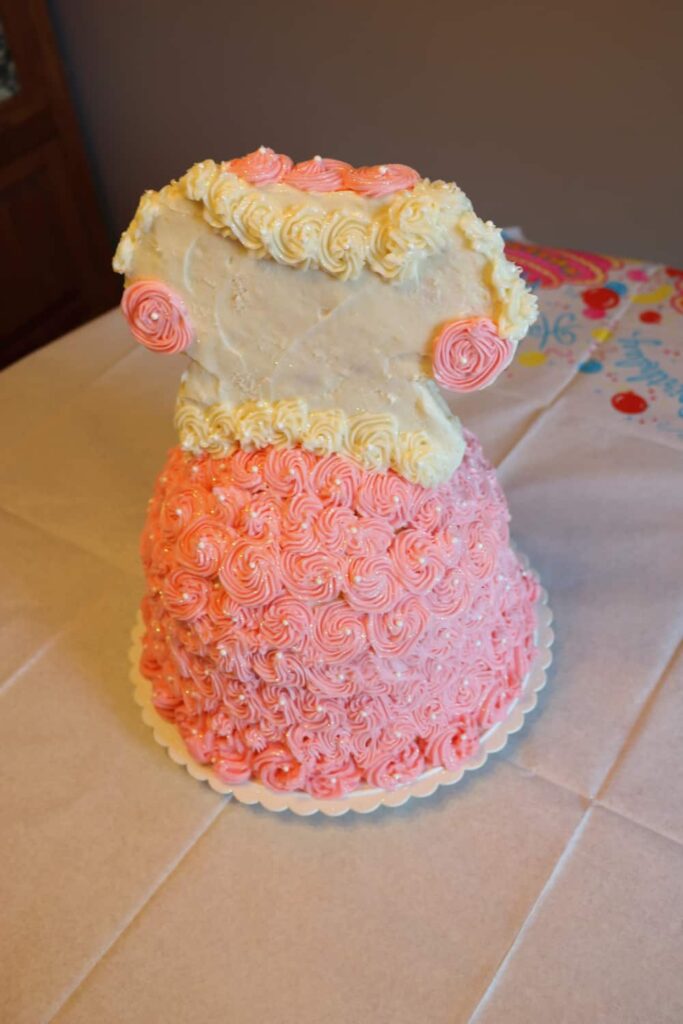 https://www.b4andafters.com/dress-shaped-cake