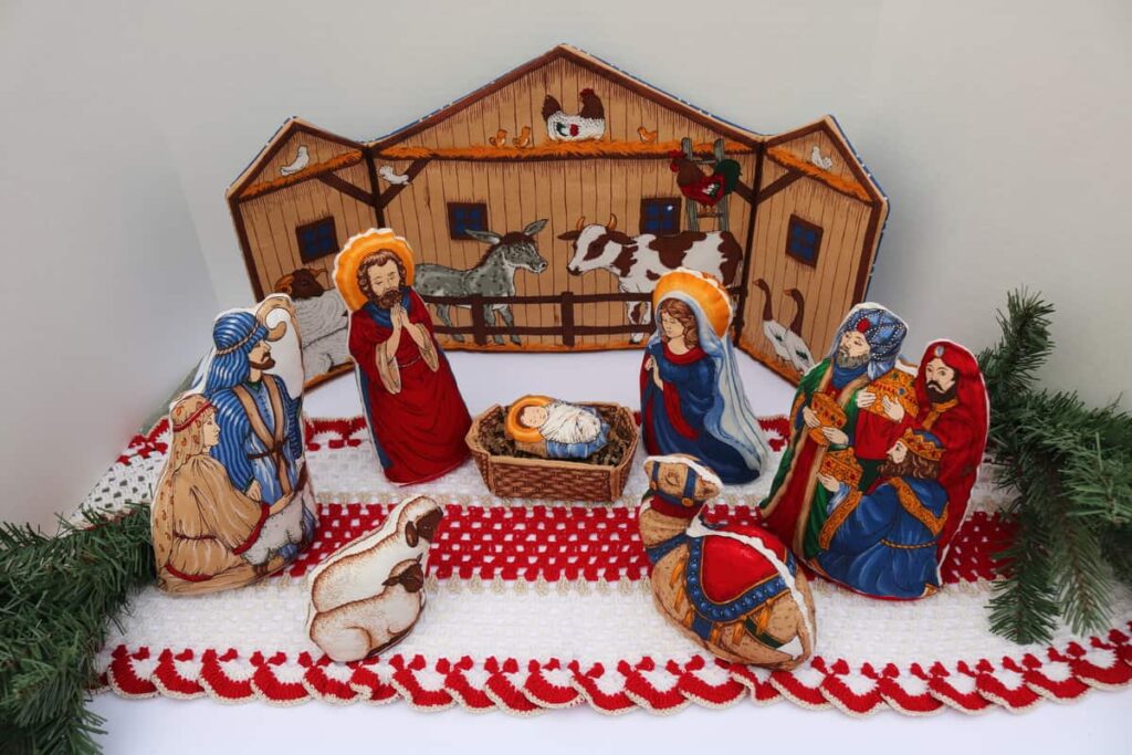 https://www.b4andafters.com/christmas-nativity-scene