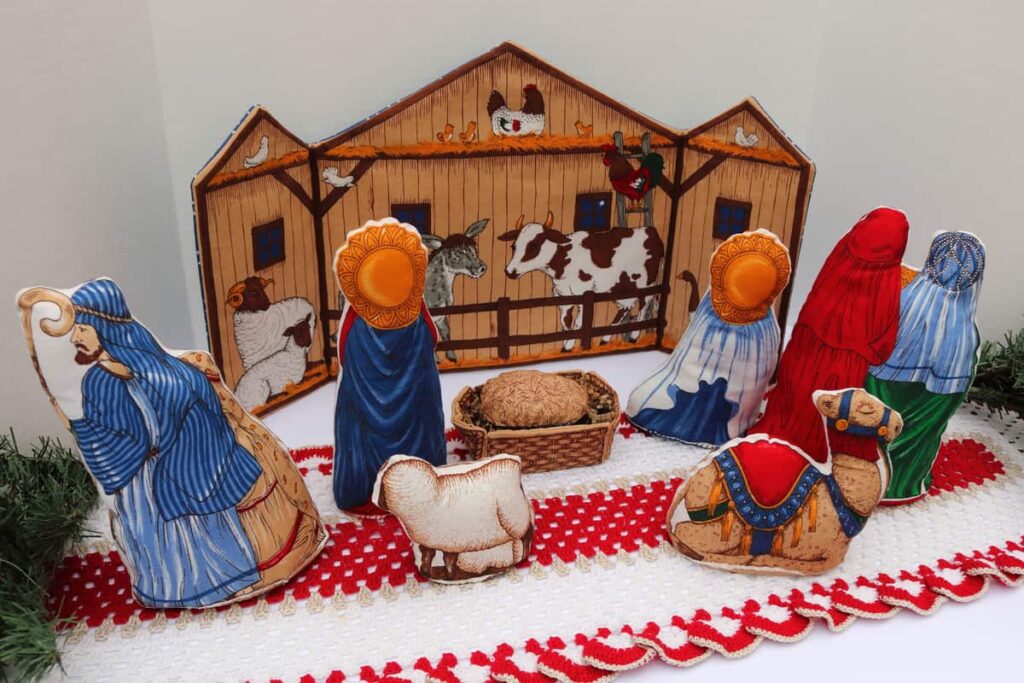 https://www.b4andafters.com/christmas-nativity-scene