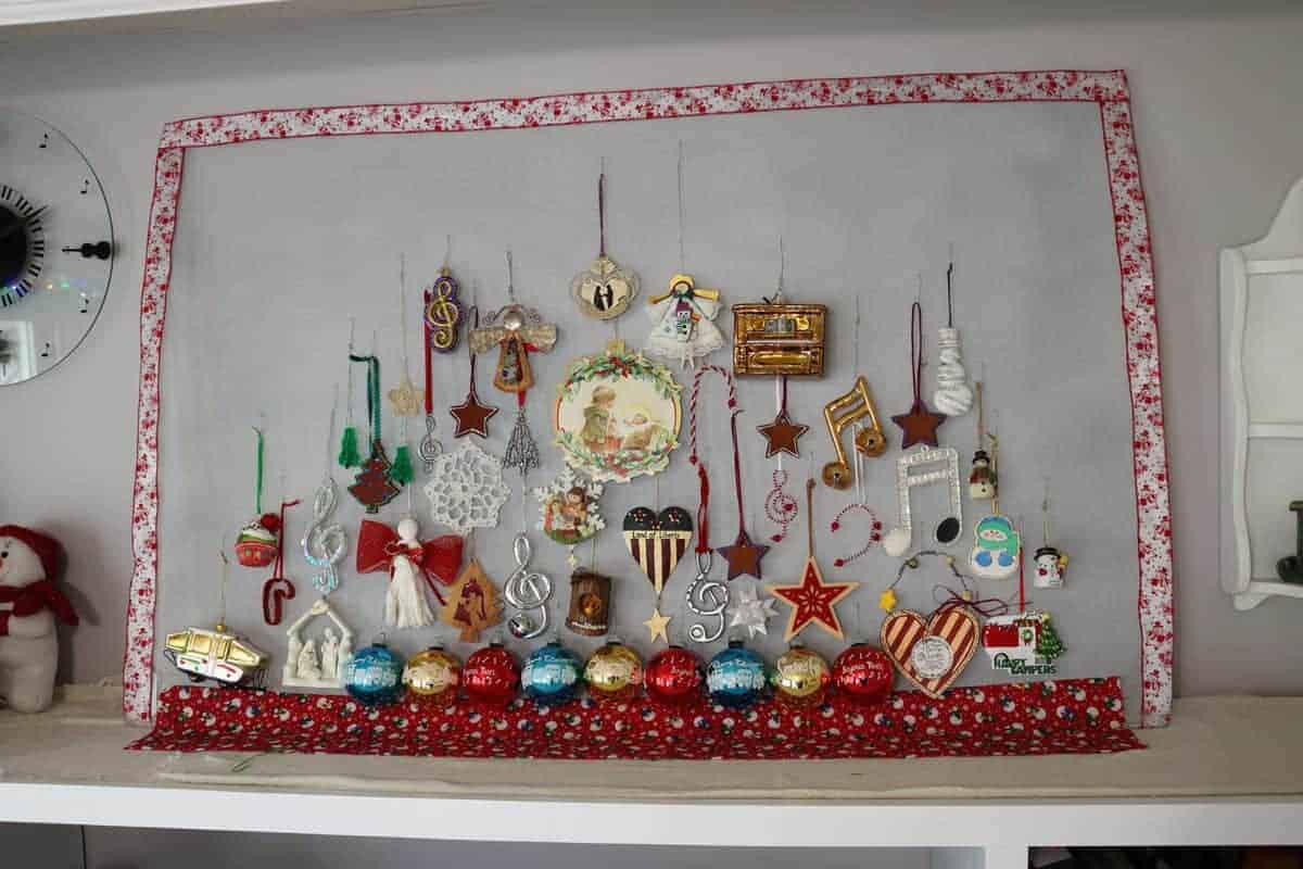 ornament display idea