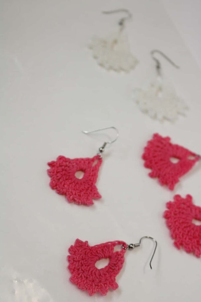 pink earrings drying https://www.b4andafters.com/easy-crocheted-earrings/