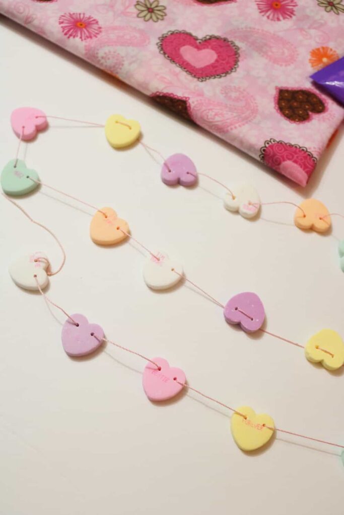 garland of conversation hearts https://www.b4andafters.com/conversation-heart-garland