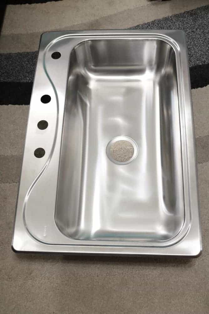 new kitchen sink uninstalled