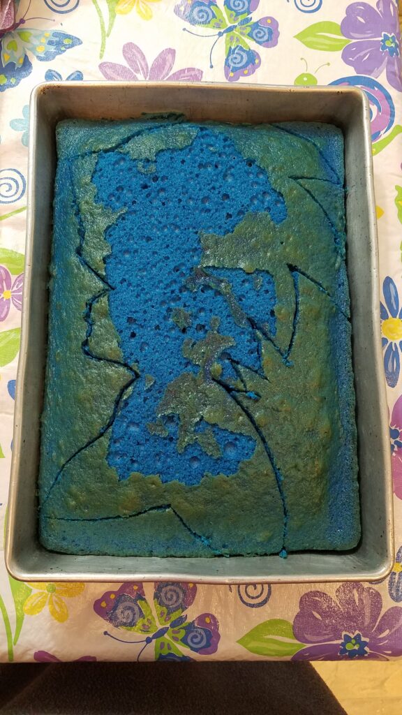 cutout of sonic the hedgehog in cake