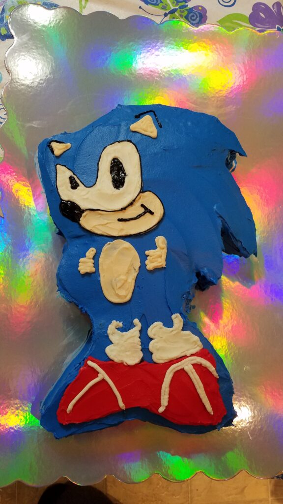 Sonic the hedgehog cake