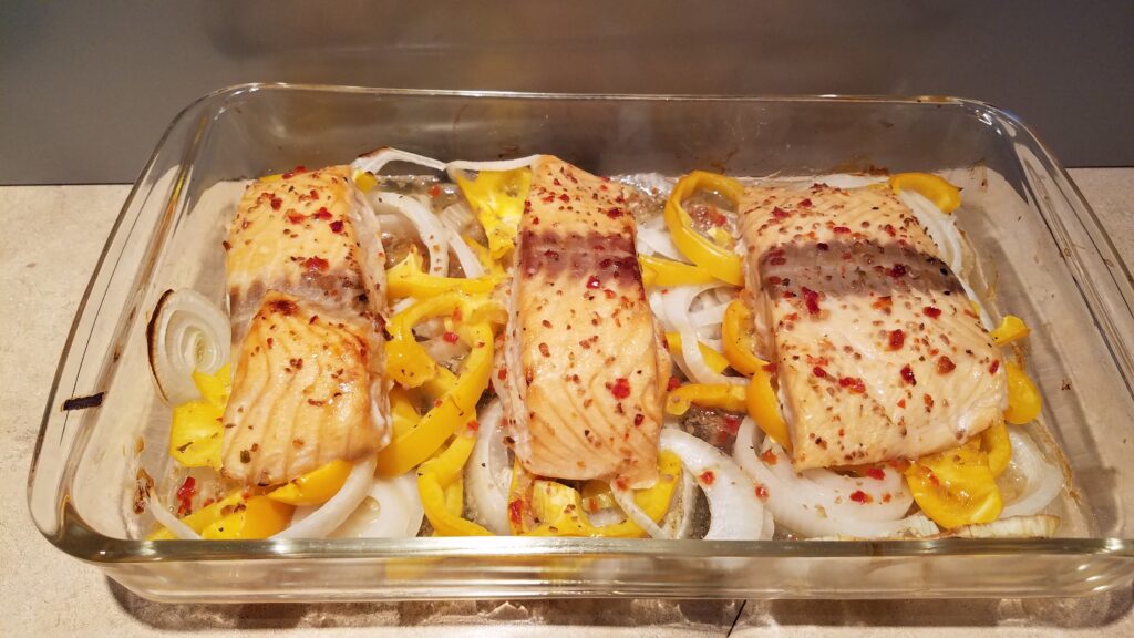 baked salmon with yellow peppers and onions