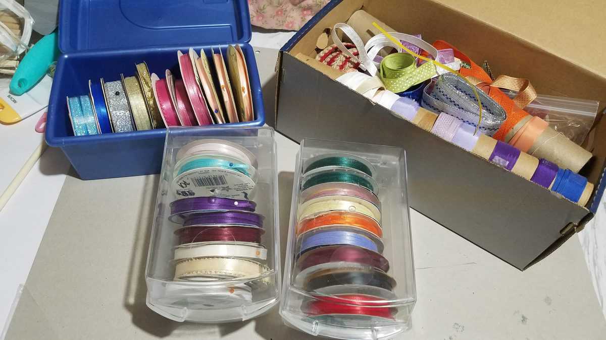 Dowel Rod Ladder Ribbon Organization - B4 and Afters - Easy