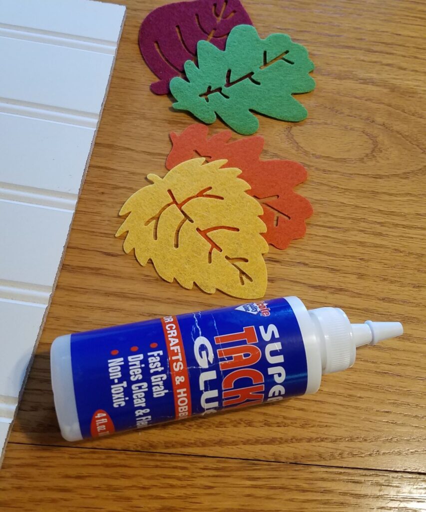 tacky glue and felt leaves