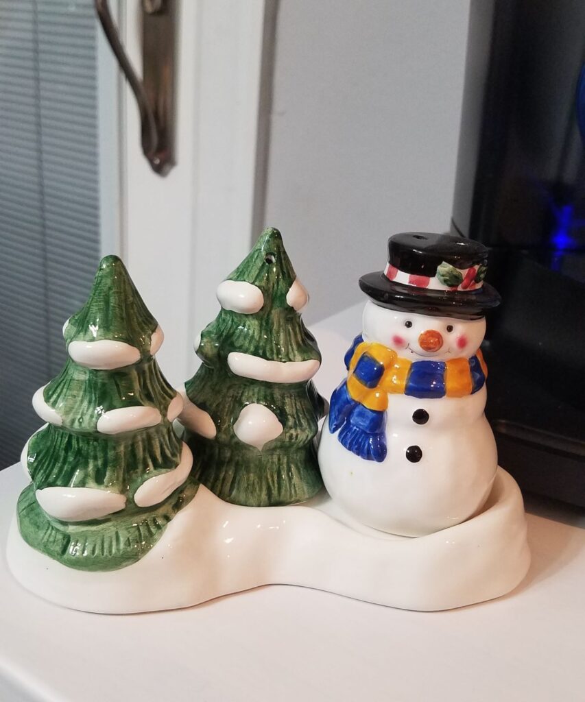 snowman and 2 evergreen trees salt and pepper shaker set