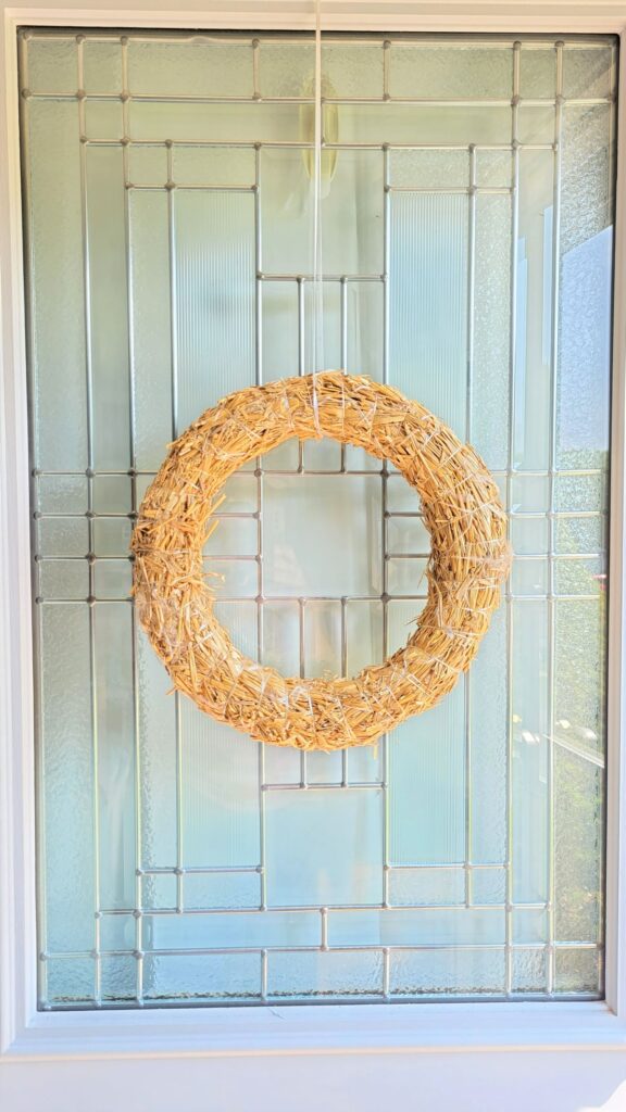 round straw wreath