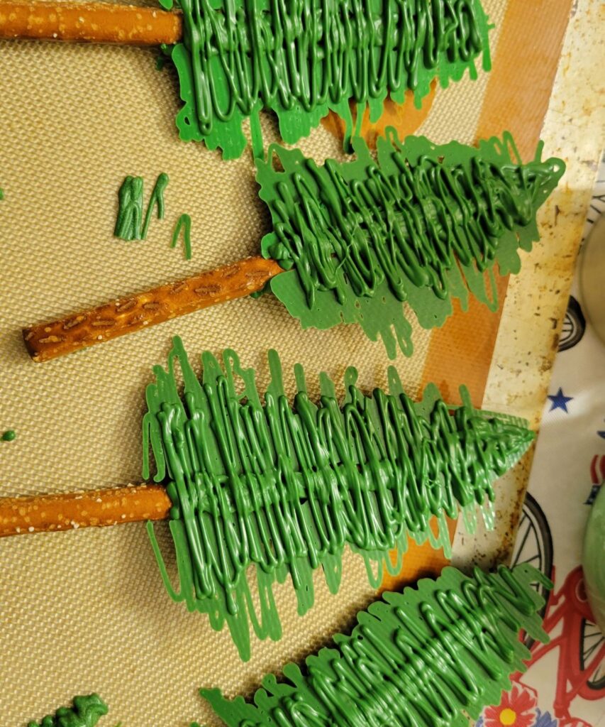 green candy melt zig zags on pretzels