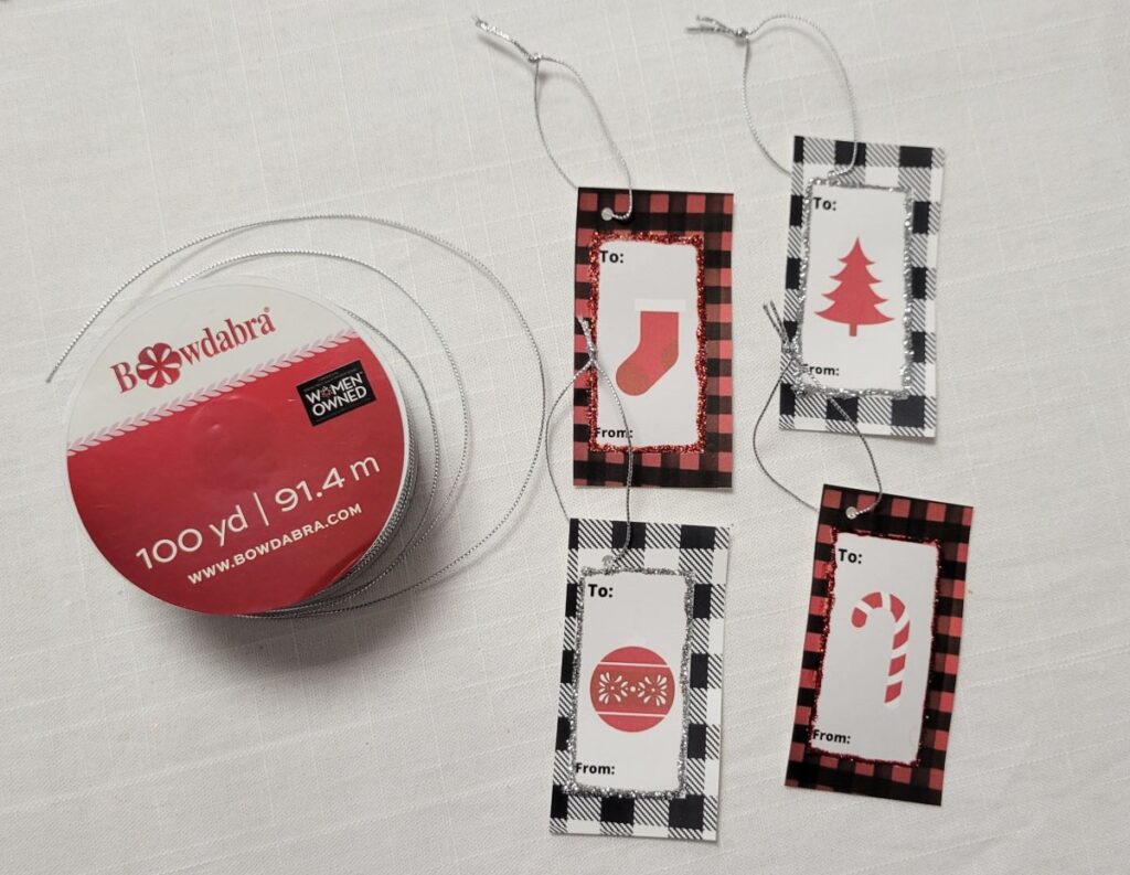 gift tags with bowdabra wire