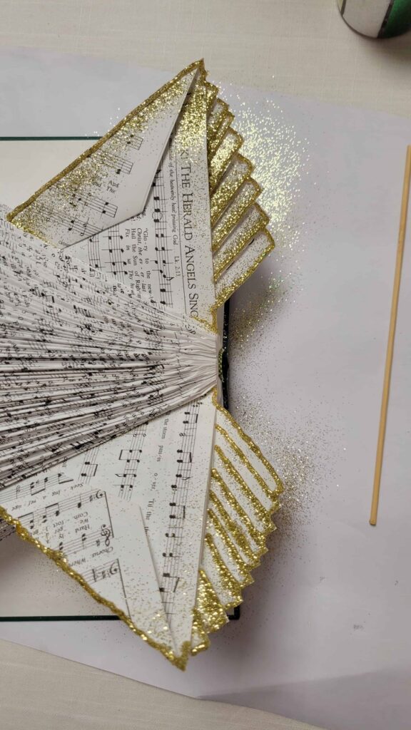 adding extra glitter to glitter glue