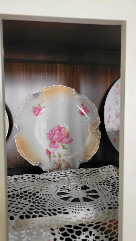 old rose plate