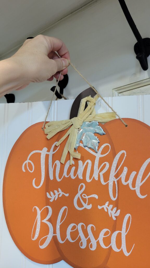 pumpkin Thankful sign