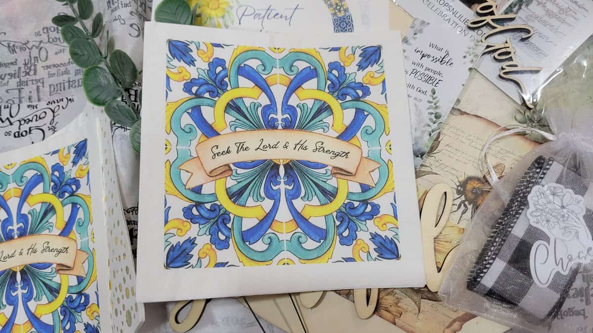 Mod Podge Napkin Sign – B4 and Afters