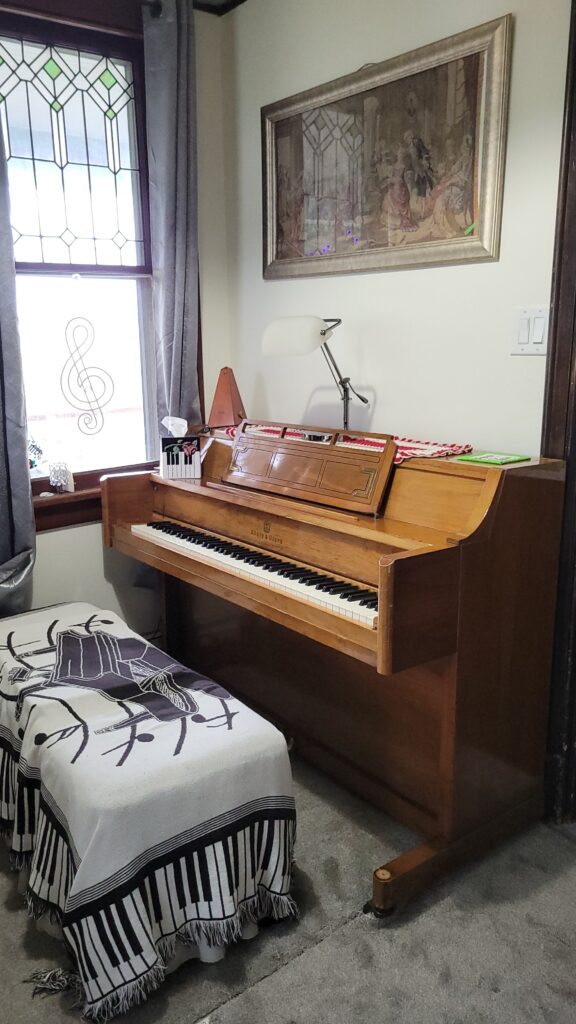story and clark console piano