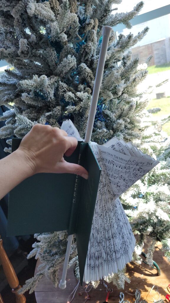 heavy hymnbook tree topper