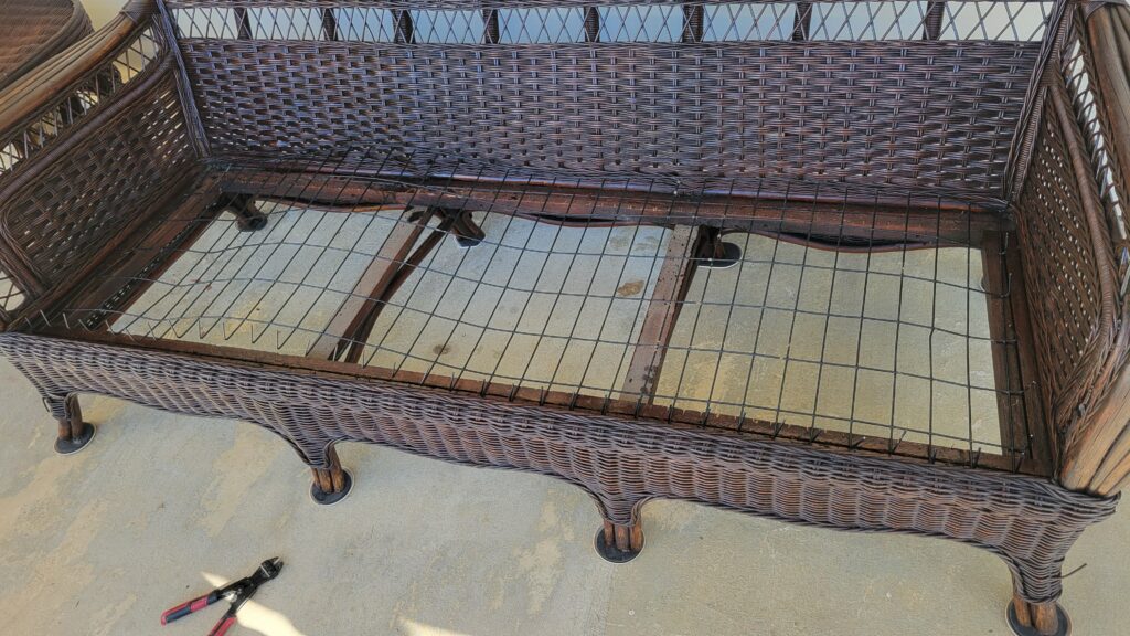 new vinyl coated wire on couch base