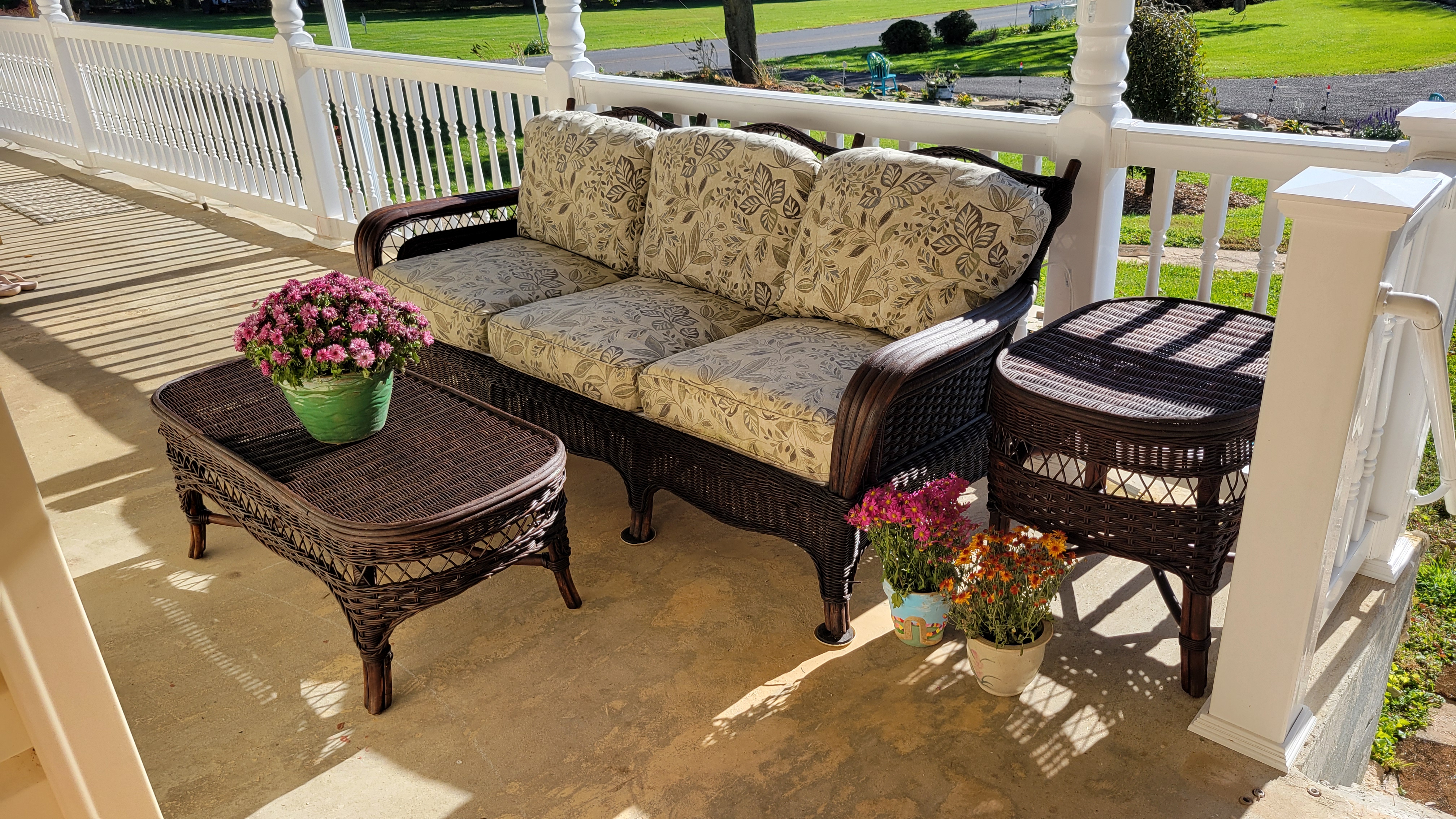 wicker couch furniture refresh